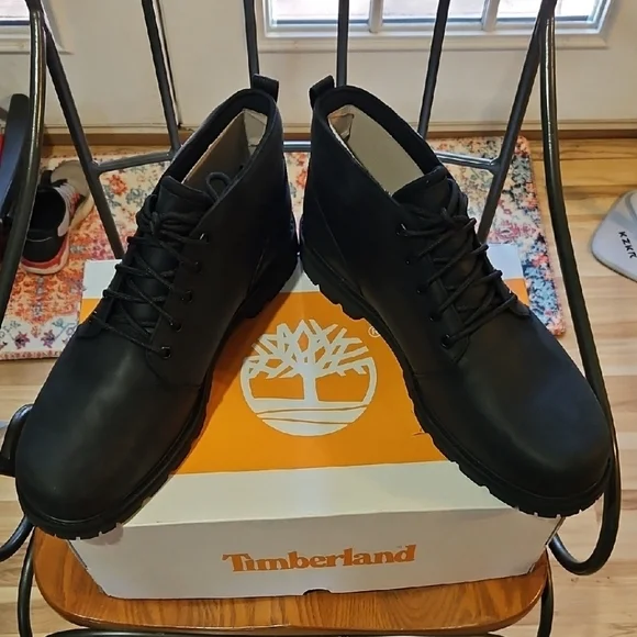 Timberland Black Boots Durable Nubuck Design Timberland Stone Street mid warm lined waterproof boots in  main image 2